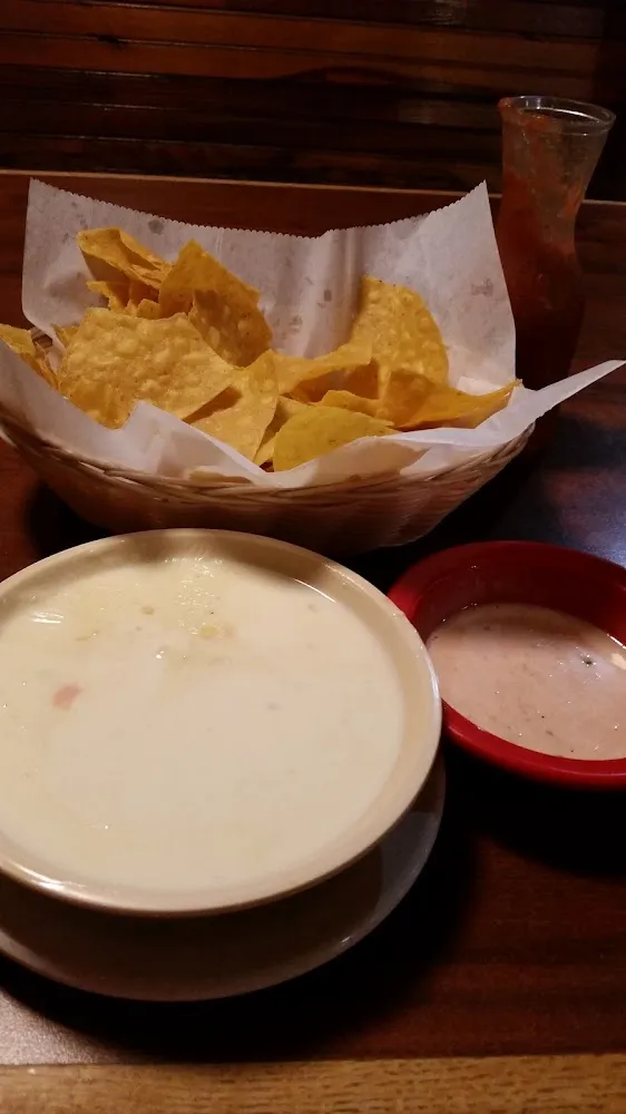 Cheese Dip Salsa and Chips